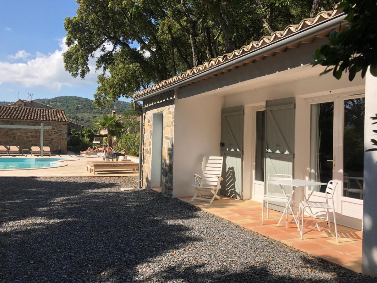 Les Aurochs Grimaud Exterior foto
